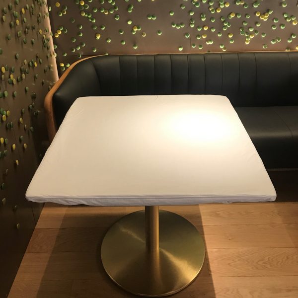Table Moulton - Molleton