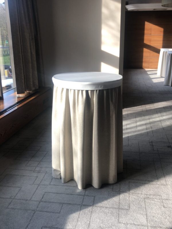Poseur Table Cloths and Skirting Poseur Table Cloths and Skirting