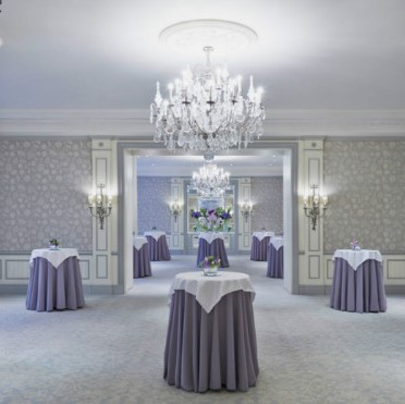 Poseur Table Cloths and Skirting Poseur Table Cloths and Skirting