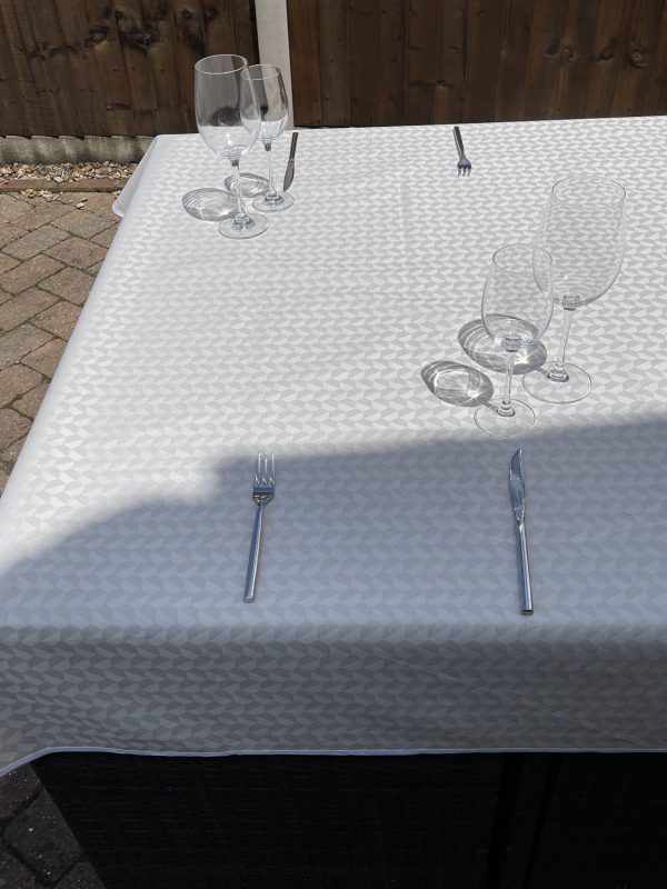 Outdoor Table Cloths