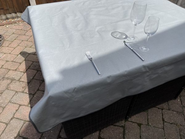 Outdoor Table Cloths