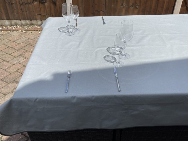 Outdoor Table Cloths
